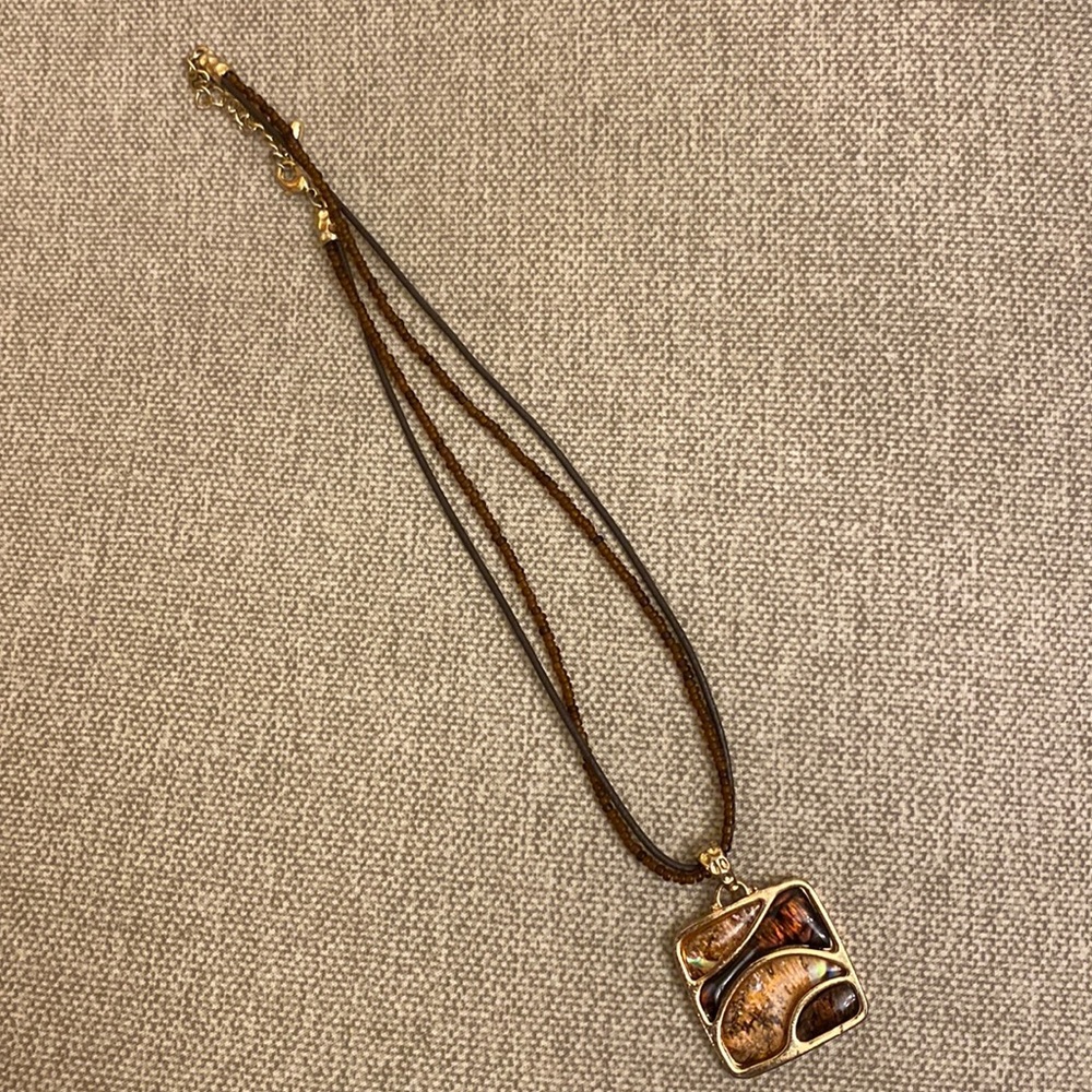 Necklace - Picture 2 of 4